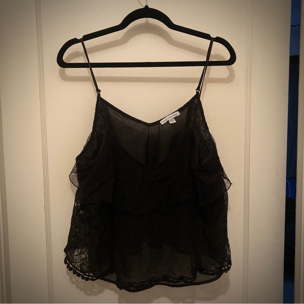 Lacey black crop top 🖤✨